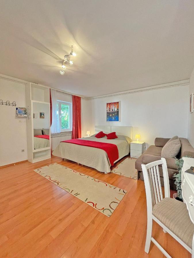Studio Apartments Andrijana มลินี ภายนอก รูปภาพ