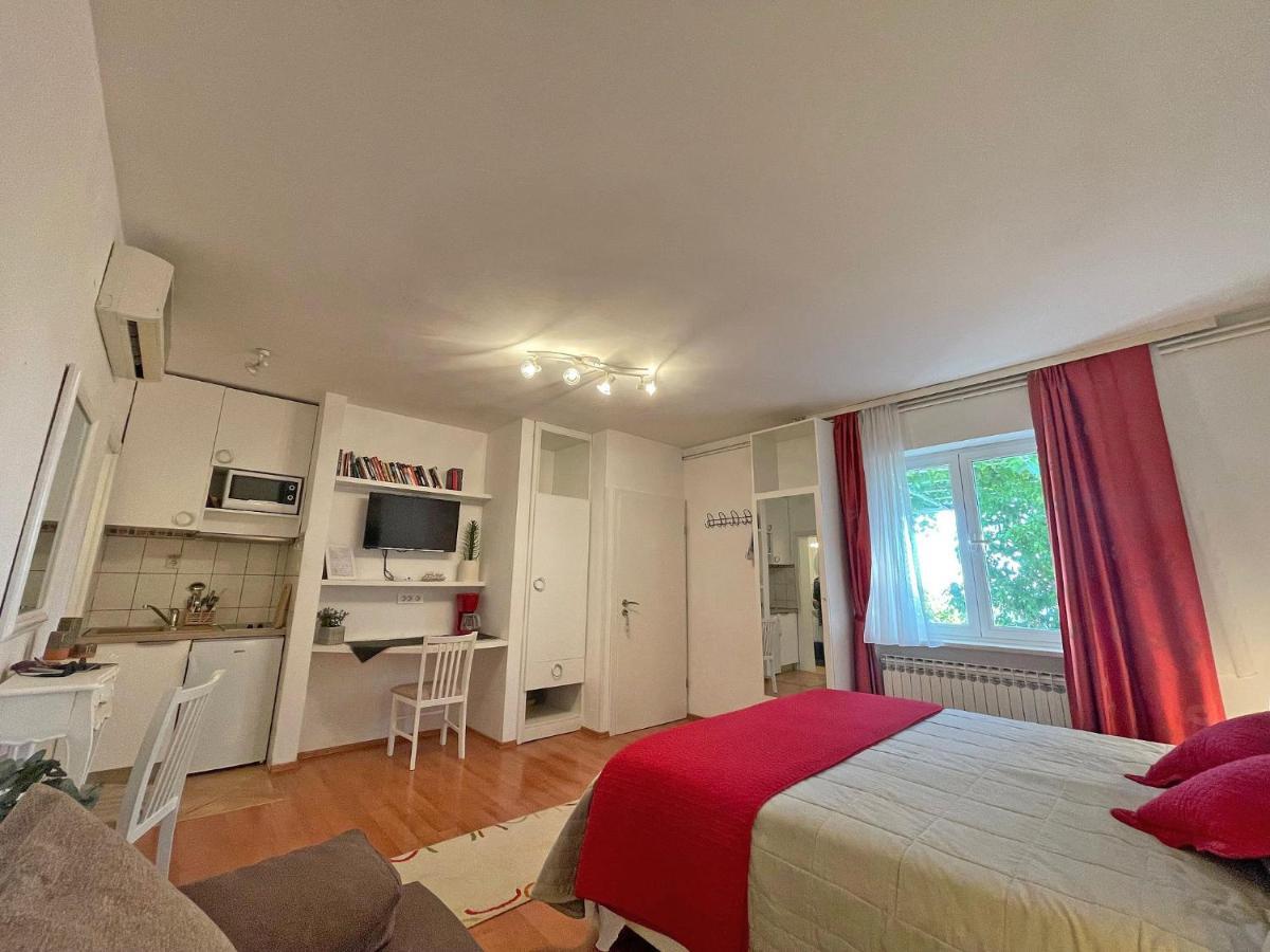 Studio Apartments Andrijana มลินี ภายนอก รูปภาพ